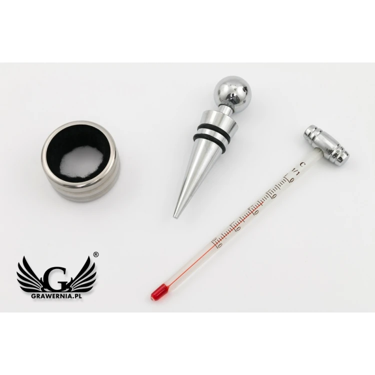 MATT Chess and Wine Set with Your Engraving - AL013
