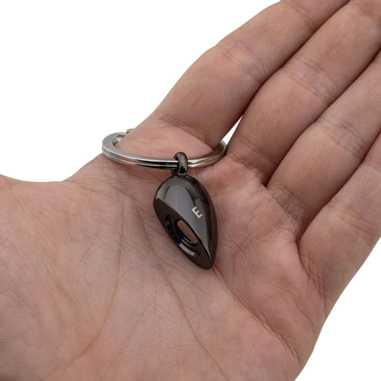 Pair of magnetic heart key rings for lovers with your engraving - Valentine's Day gift - BP218