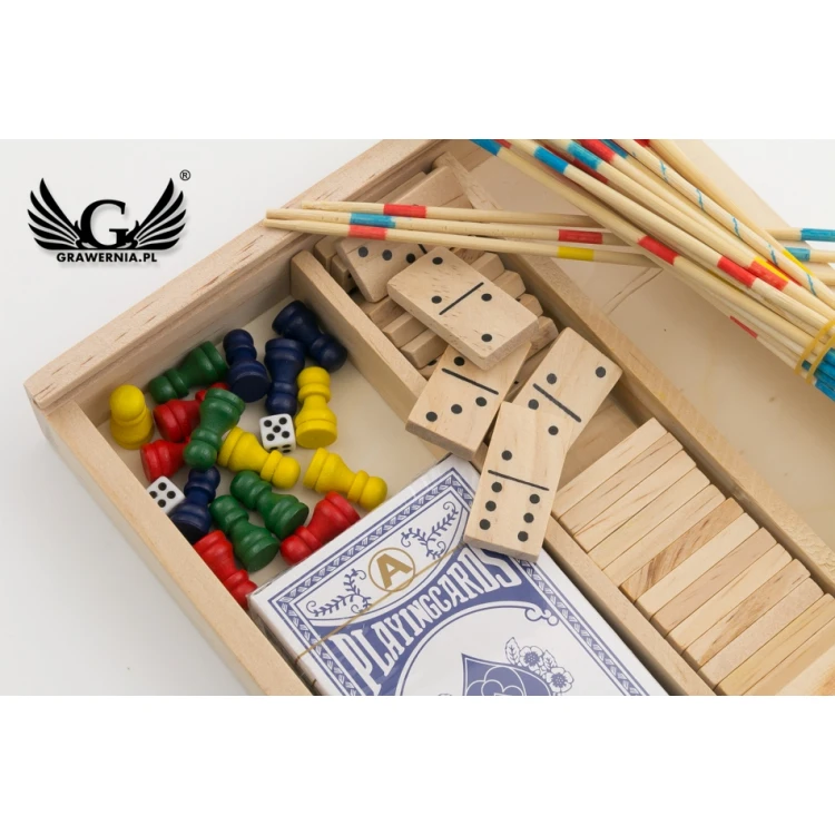 4 in 1 Pix Game Set in a Wooden Box with Engraving - GR003