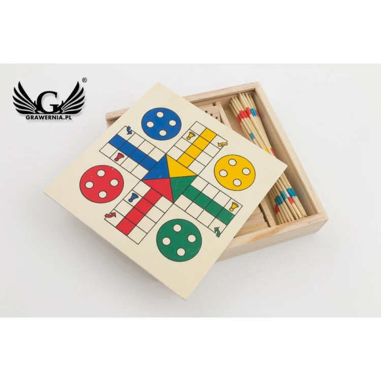4 in 1 Pix Game Set in a Wooden Box with Engraving - GR003