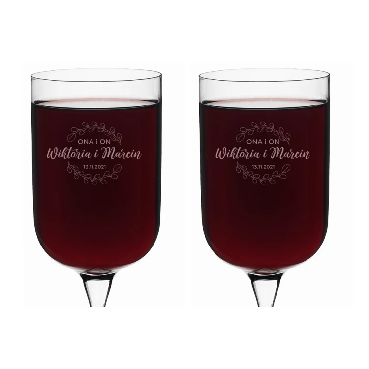 Engraved Wine Glasses - Gift for the Newlyweds - KL003