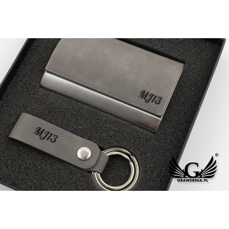 Gift Set Business Card Holder + Keyring - Fabio Grey with Engraving - ZU004